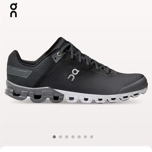 Men’s On Running cloud tennis shoes. Cloud flow.